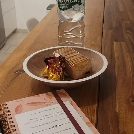 Le Petit Loft De Saint Herem *